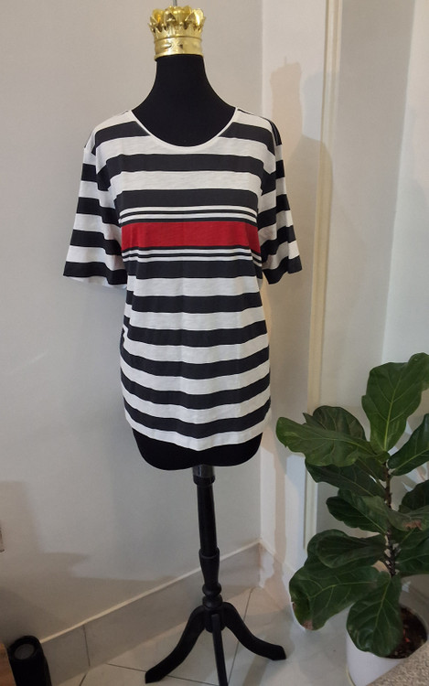 تی شرت وارداتی سایز بزرگ